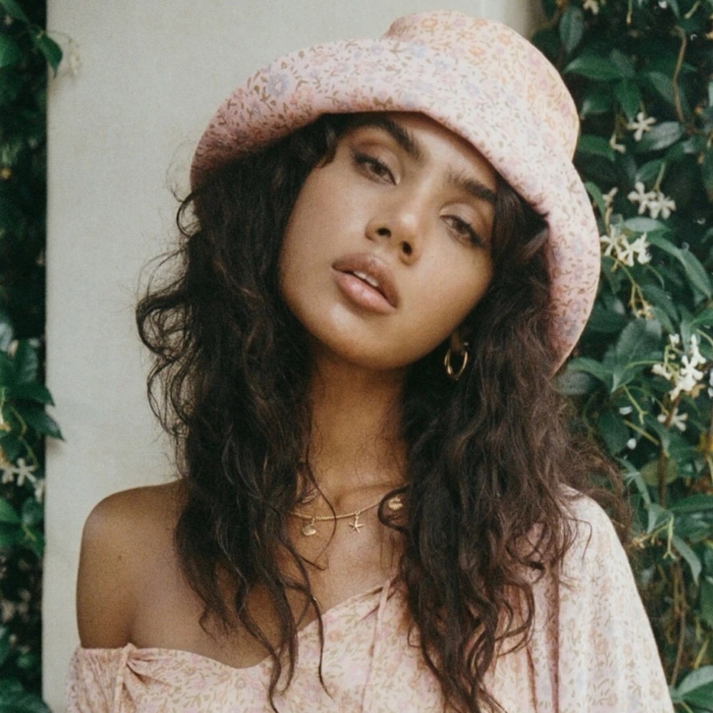 NWOT Spell & The Gypsy x Lack Of Color Rae Bucket Hat Size S/M